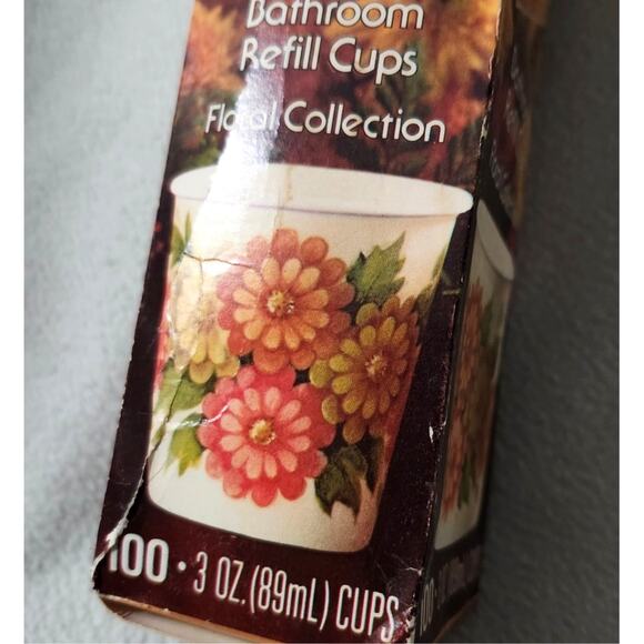 New 1980 DIXIE Cups 100 Pack Floral Collection Bathroom Refill 3oz - Picture 1 of 6